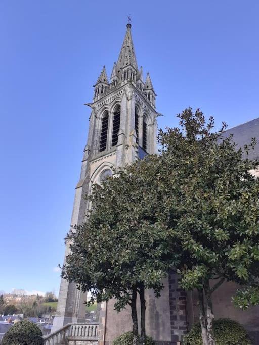 Charming Detached 2 Bedroom Ancient House In Medieval Quarter Of A Small Town In The Pays De La Loire, France Sillé-le-Guillaume Εξωτερικό φωτογραφία